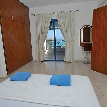 Kymmates Beach Front Villas Πάφος Εξωτερικό φωτογραφία