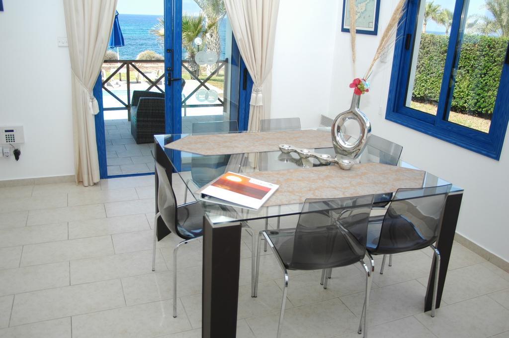 Kymmates Beach Front Villas Πάφος Δωμάτιο φωτογραφία