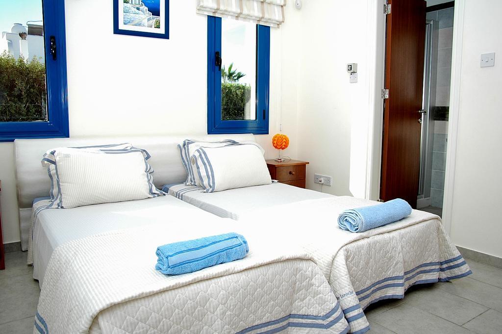 Kymmates Beach Front Villas Πάφος Εξωτερικό φωτογραφία