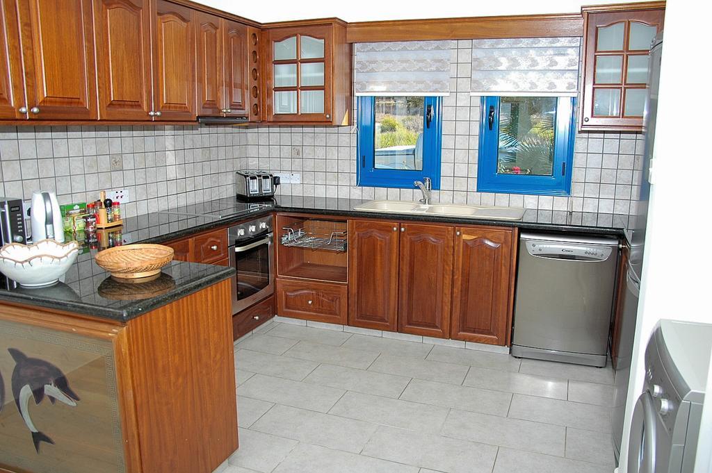 Kymmates Beach Front Villas Πάφος Εξωτερικό φωτογραφία