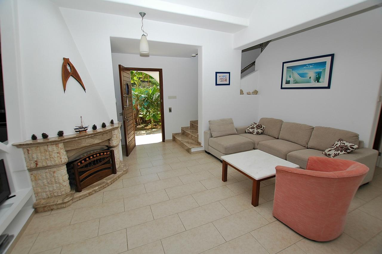 Kymmates Beach Front Villas Πάφος Εξωτερικό φωτογραφία